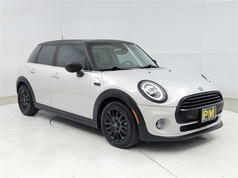 Used 2020 MINI Cooper 4-Door Hardtop w/ Storage Package image 1