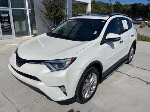 Used 2016 Toyota RAV4 Limited image 1