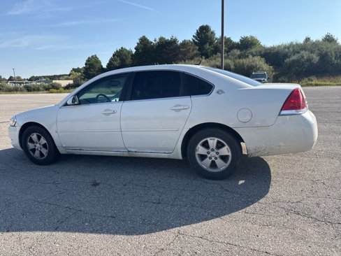 Used 2008 Chevrolet Impala LT image 11