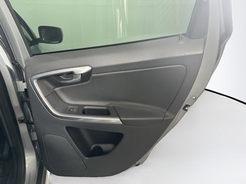 Used 2015 Volvo XC60 T5 Premier image 30