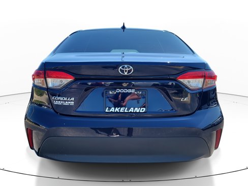 Used 2023 Toyota Corolla LE image 5