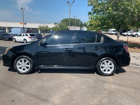 Used 2010 Nissan Sentra 2.0 SR image 3