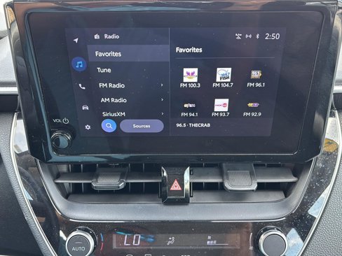Used 2024 Toyota Corolla LE image 29