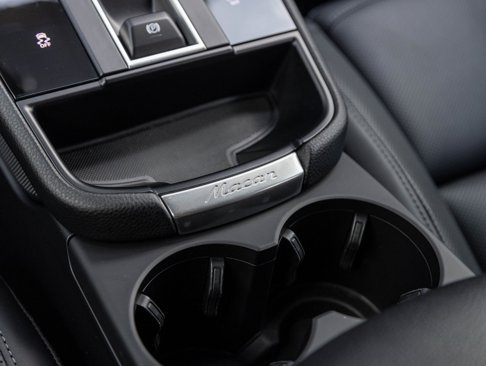 Certified 2024 Porsche Macan image 29