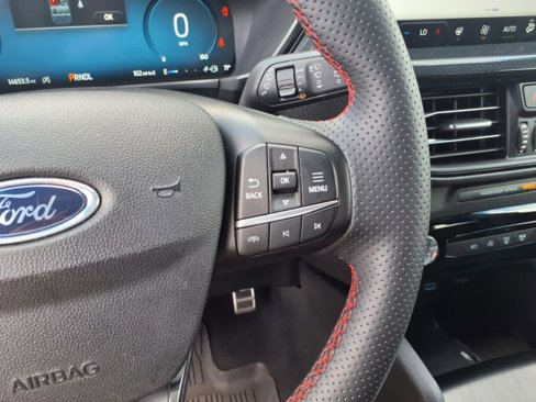 Used 2023 Ford Escape ST-Line Select w/ Tech Pack #2 image 17