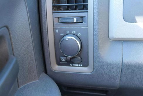 Used 2012 RAM 2500 ST w/ Chrome Appearance Group image 28
