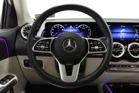 Used 2023 Mercedes-Benz GLB 250 4MATIC image 14