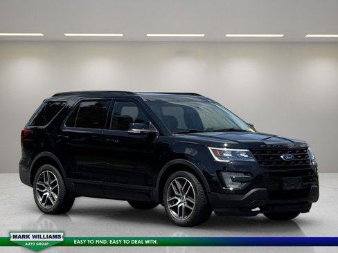 Used 2017 Ford Explorer Sport image 1