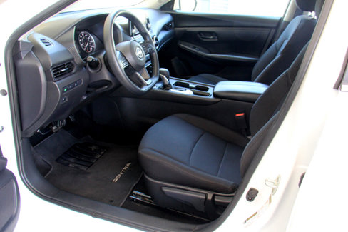 Used 2024 Nissan Sentra S image 19