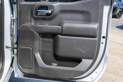 Used 2021 Chevrolet Silverado 1500 Custom image 14
