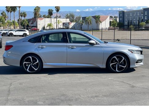Used 2018 Honda Accord Sport image 7
