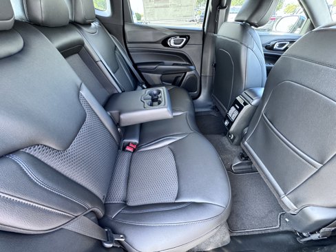 New 2026 Jeep Compass Latitude image 15