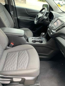 Used 2021 Chevrolet Equinox LT w/ Driver Convenience Package image 25