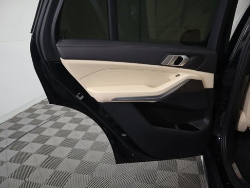 Used 2022 BMW X5 sDrive40i w/ Premium Package image 27