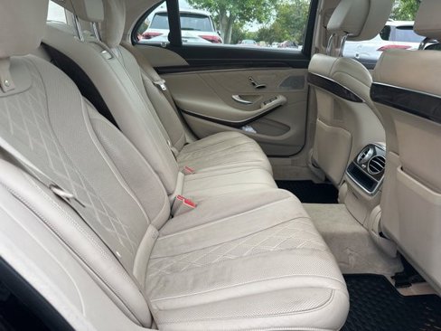 Used 2018 Mercedes-Benz S 560 Sedan image 27
