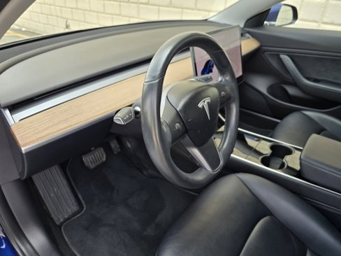 Used 2018 Tesla Model 3 Long Range image 17