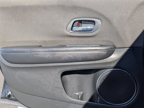 Used 2022 Honda HR-V EX image 10