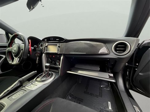 Used 2015 Scion FR-S image 25