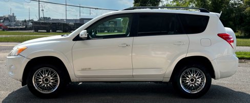 Used 2012 Toyota RAV4 Limited w/ Premium Plus Value Pkg image 11