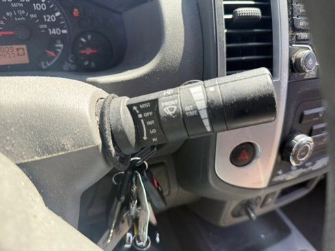 Used 2015 Nissan Frontier SV image 20