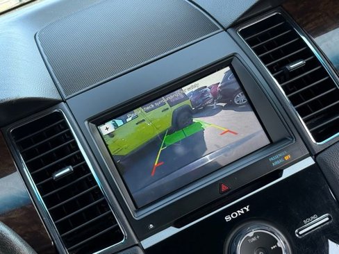 Used 2017 Ford Taurus Limited image 5