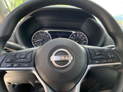 Used 2024 Nissan Sentra SV image 25