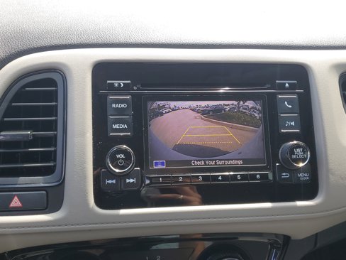 Used 2021 Honda HR-V LX image 32