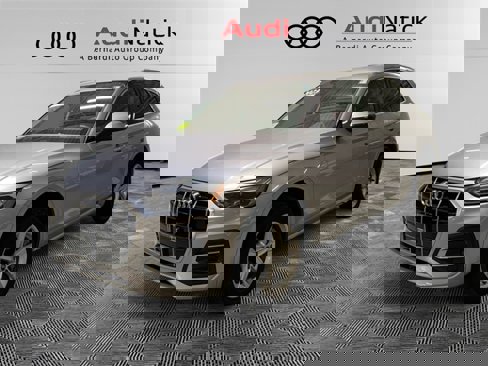 Certified 2023 Audi Q5 2.0T Premium w/ Convenience Package image 1