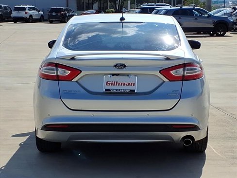 Used 2014 Ford Fusion SE image 8