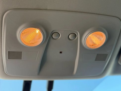 Used 2011 Chevrolet Traverse LS image 21