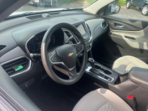 Used 2019 Chevrolet Equinox LS image 14