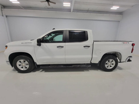 Used 2023 Chevrolet Silverado 1500 W/T w/ Trailering Package image 2