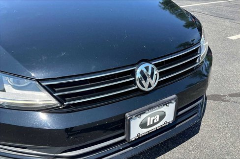 Used 2017 Volkswagen Jetta SE image 28