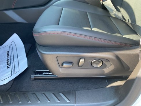 New 2025 Chevrolet Colorado Z71 w/ Technology Package image 10
