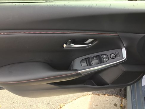 New 2025 Nissan Sentra SR image 11