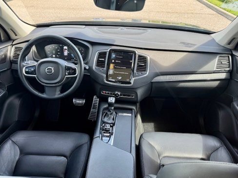 Used 2020 Volvo XC90 T5 Momentum image 17