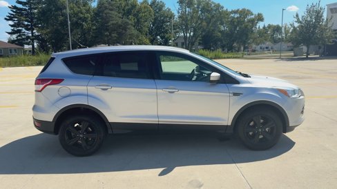 Used 2016 Ford Escape SE w/ SE Cold Weather Package image 9