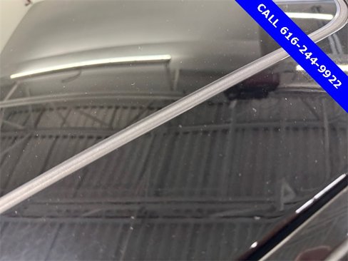 Used 2019 INFINITI Q60 3.0t Luxe w/ Essential Package image 24