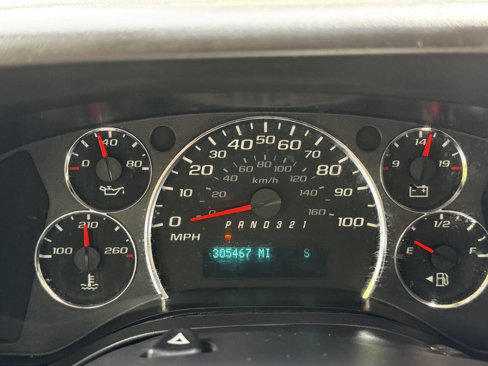 Used 2012 Chevrolet Express 1500 image 14