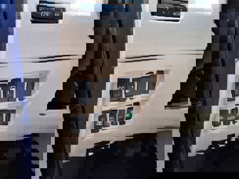 Used 2022 Nissan Rogue Sport SV w/ Technology Package image 15