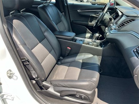 Used 2020 Chevrolet Impala LT w/ LT Convenience Package image 24