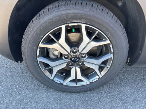 Certified 2021 Kia Seltos EX image 26