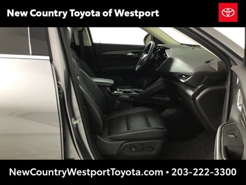 Used 2021 Buick Envision Avenir w/ Technology Package II image 26