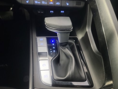 Used 2022 Hyundai Elantra Blue image 31