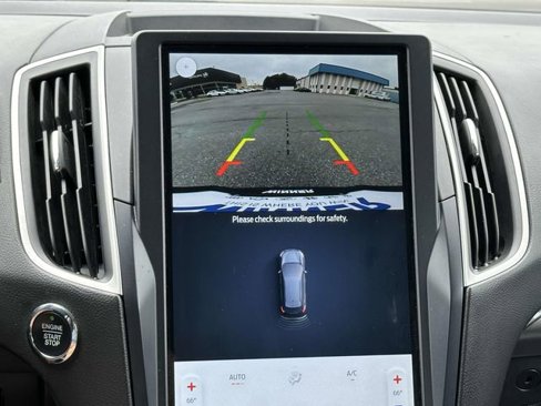 Used 2022 Ford Edge SEL image 18