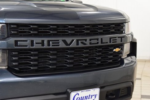 Used 2021 Chevrolet Silverado 1500 Custom image 11