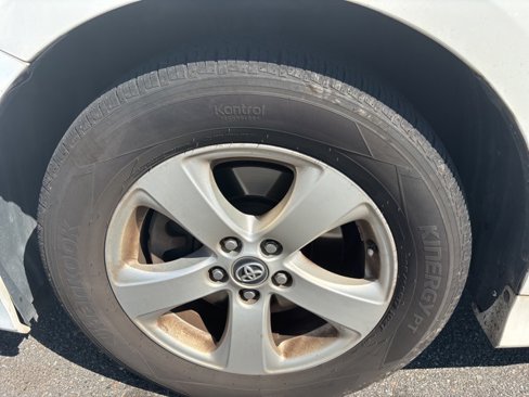 Used 2018 Toyota Sienna LE image 31