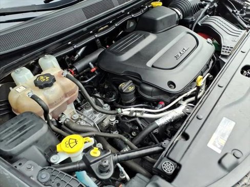Certified 2020 Chrysler Pacifica Touring-L Plus image 28