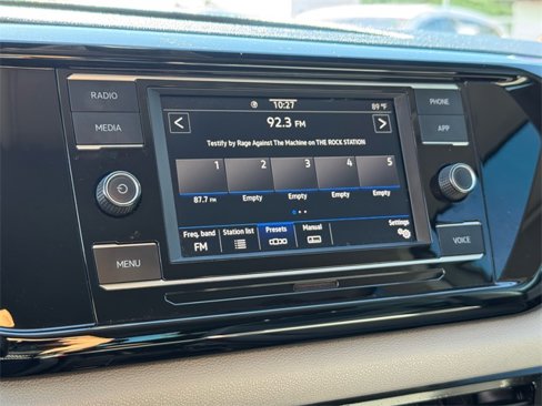 Certified 2022 Volkswagen Taos S image 22