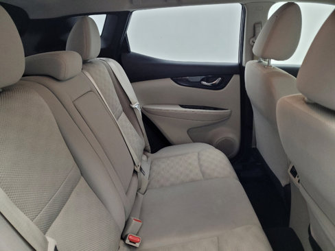 Used 2018 Nissan Rogue Sport SV w/ SV Technology Package image 19